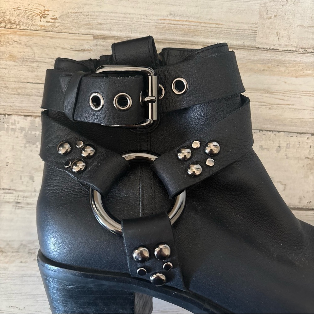 Cole Haan Black O-Ring Harness Leather Waterproof Biker Ankle Boots Women’s 7 - Picture 7 of 15